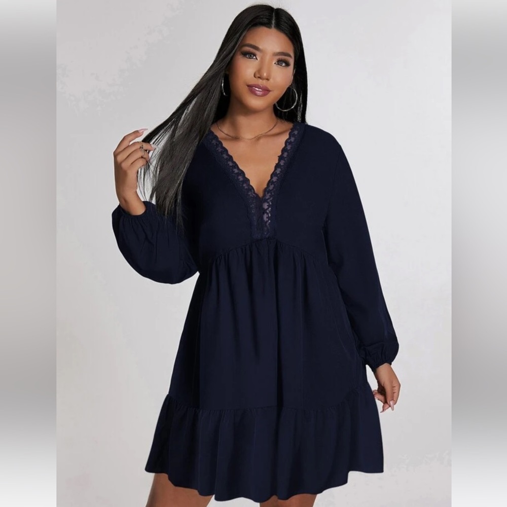 SHEIN VCAY Plus Contrast Lace Ruffle Hem Smock Dress